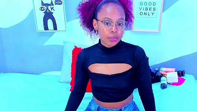 VIOLETA-28 online show from 12.15.25