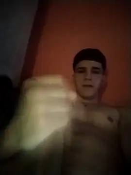 Snapshot of Danii2005 chatting on 11.10.25 Danii2005 online show from 11.10.25