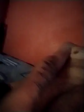 Snapshot of Danii2005 chatting on 12.02.25 Danii2005 online show from 12.02.25