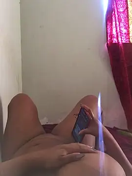 Snapshot of eujamiii chatting on 10.31.25 eujamiii online show from 10.31.25