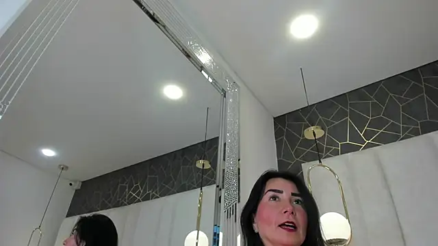 Snapshot of AnnieLove_ chatting on 02.04.26 AnnieLove online show from 02.04.26