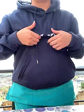 Talia Bonet online show from 10.29.25