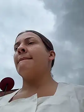 Talia Bonet online show from 12.20.25