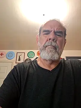 Snapshot of pena633 chatting on 04.24.26 pena633 online show from 04.24.26