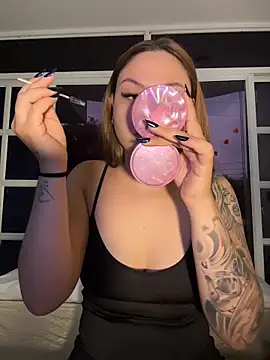 Snapshot of Beella1_ chatting on 02.22.26 Beella1 online show from 02.22.26