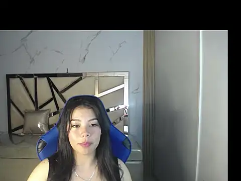 Snapshot of amy95_a chatting on 10.22.25 amy95 a online show from 10.22.25