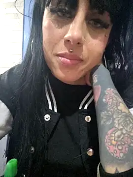 HaryBlair online show from 12.18.25