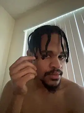 Mrmakeherwet Tez online show from 10.22.25