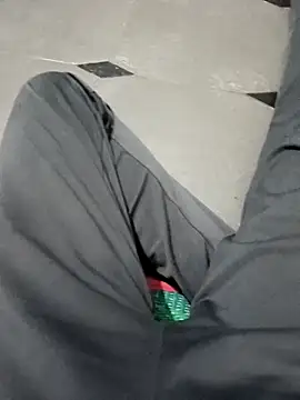 Snapshot of naveen_3222 chatting on 11.12.25 naveen 3222 online show from 11.12.25