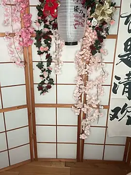 yum3doll online show from 12.03.25