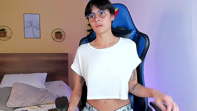 MartinnaGrecco online show from 11.21.25