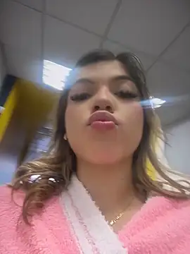CheekyPeachXXX online show from 06.17.26