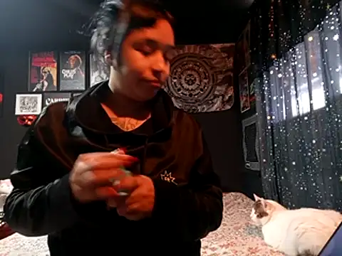 Snapshot of Isis_Bathory chatting on 10.27.25 Isis Bathory online show from 10.27.25