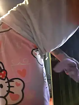 Snapshot of Isis_Bathory chatting on 11.08.25 Isis Bathory online show from 11.08.25