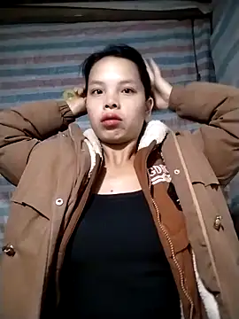 Snapshot of rickkis2k chatting on 11.19.25 rickkis2k online show from 11.19.25