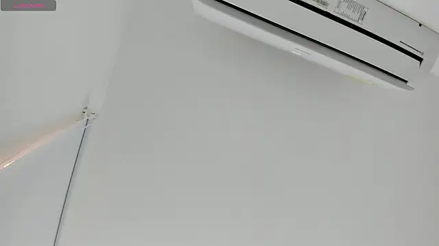 Snapshot of mirandaduboiss chatting on 11.15.25 mirandaduboiss online show from 11.15.25