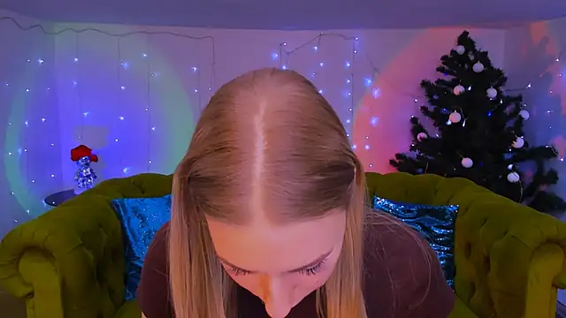 Snapshot of sassy_cutie chatting on 01.09.26 sassy cutie online show from 01.09.26