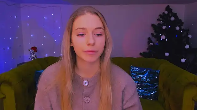 Snapshot of sassy_cutie chatting on 01.15.26 sassy cutie online show from 01.15.26