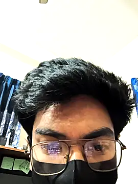 Snapshot of alfarabisami chatting on 12.15.25 alfarabisami online show from 12.15.25