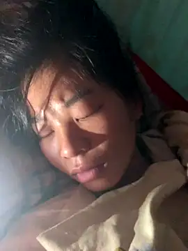 ninixinh online show from 10.28.25