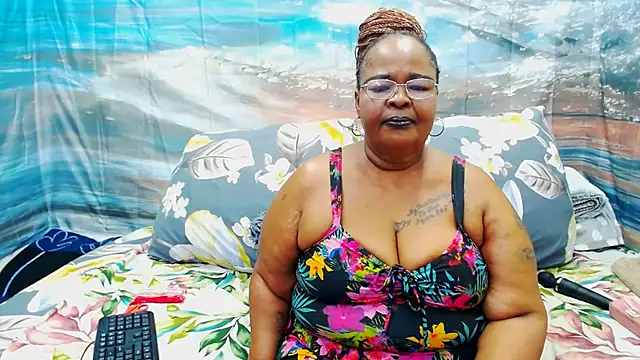 MatureMilfxxx online show from 07.18.26