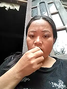 Snapshot of Nadia-a chatting on 10.22.25 Nadia-a online show from 10.22.25