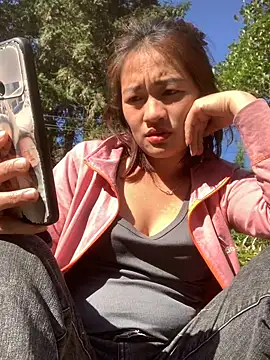 Snapshot of Lara-11 chatting on 11.26.25 Lara-11 online show from 11.26.25