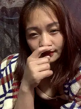 Snapshot of Lara-11 chatting on 11.26.25 Lara-11 online show from 11.26.25