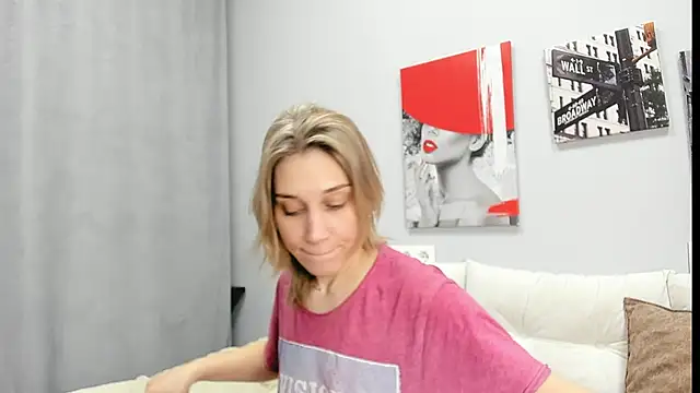 Tenderly Sophie online show from 02.08.26