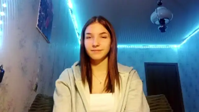 Beauty miIa online show from 10.26.25