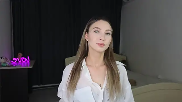 Snapshot of diana_piar chatting on 10.22.25 diana piar online show from 10.22.25