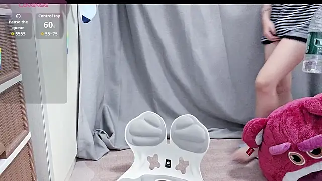 Snapshot of Cheese-666 chatting on 12.21.25 Cheese-666 online show from 12.21.25