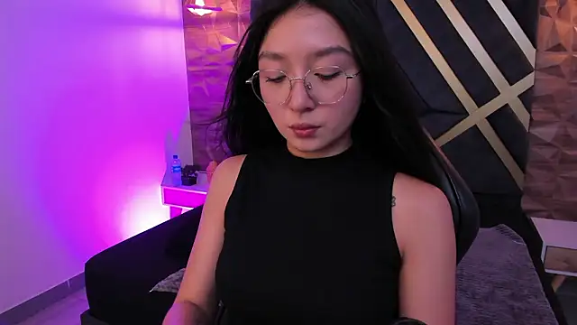 sydney miller  online show from 02.18.26