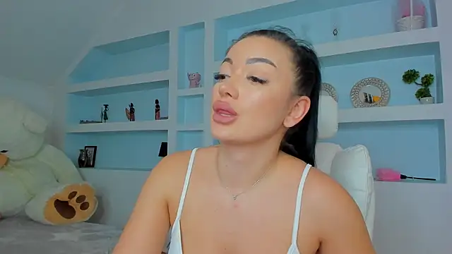 Snapshot of juliexxx chatting on 11.09.25 juliexxx online show from 11.09.25