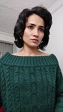 Snapshot of chloehanna chatting on 10.27.25 chloehanna online show from 10.27.25