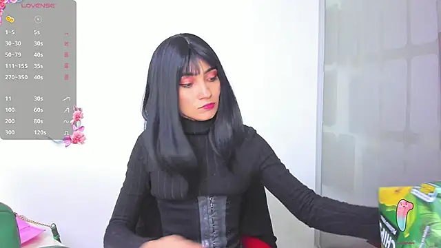 chloehanna online show from 03.04.26