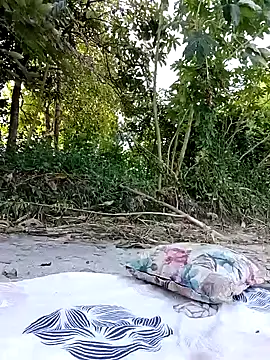 Snapshot of tattyHot95 chatting on 11.16.25 tattyHot95 online show from 11.16.25