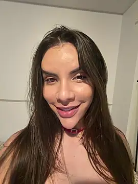 Thaylla sophiiia online show from 04.10.26