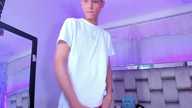 boyswantingplay online show from 11.25.25