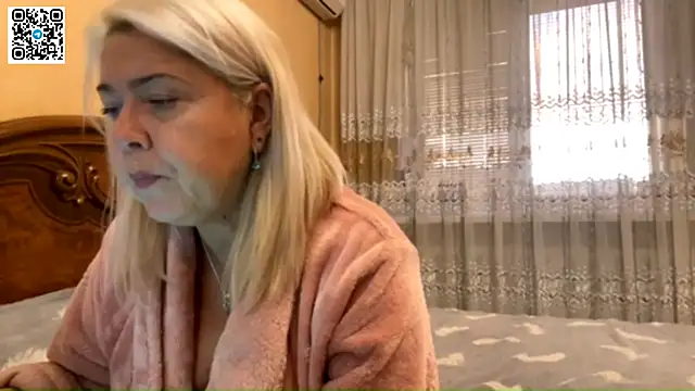 Snapshot of Galatea_2025 chatting on 10.27.25 Galatea 2025 online show from 10.27.25