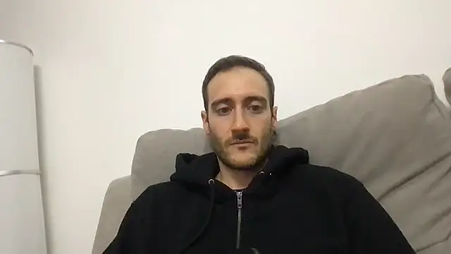 Snapshot of LukaShyGuy chatting on 02.02.26 LukaShyGuy online show from 02.02.26