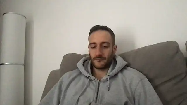 Snapshot of LukaShyGuy chatting on 02.06.26 LukaShyGuy online show from 02.06.26