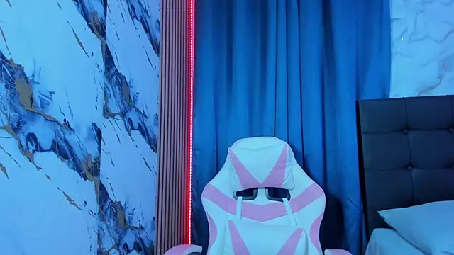 Scarlet DLuce online show from 03.18.26