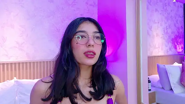 AdelineJhones online show from 11.30.25