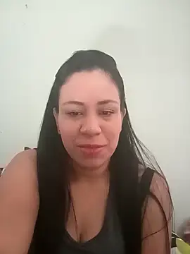 Snapshot of LeilaTaylor chatting on 12.05.25 LeilaTaylor online show from 12.05.25