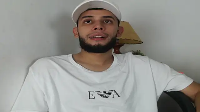 Snapshot of Maxcole_07 chatting on 11.08.25 Maxcole 07 online show from 11.08.25