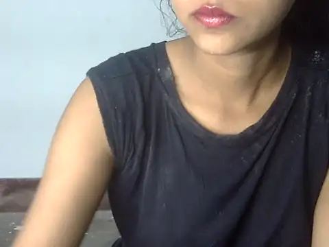 Snapshot of Bhan3 chatting on 10.24.25 Bhan3 online show from 10.24.25