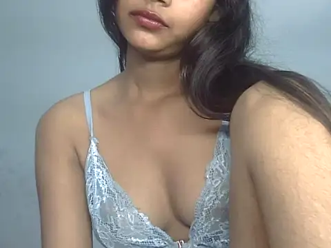 Snapshot of Bhan3 chatting on 11.30.25 Bhan3 online show from 11.30.25