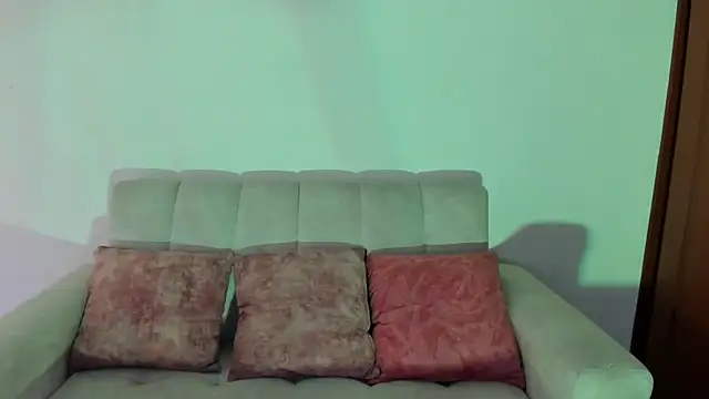 miadaviesx online show from 11.06.25