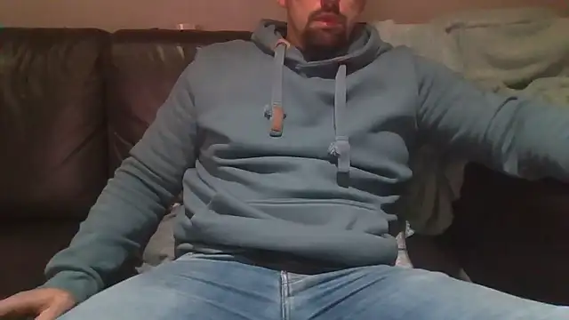 Snapshot of Me2YouYou2Me22 chatting on 10.25.25 Me2YouYou2Me22 online show from 10.25.25